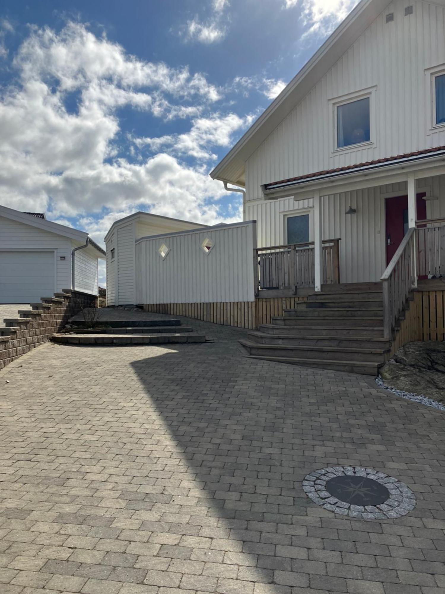 Eget Gaesthus I Vaestkustpaerlan Skaerhamn Villa Kültér fotó